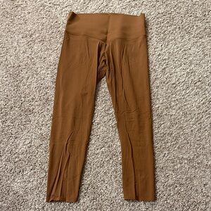 Offline by aerie xtra hold up scalloped leggings